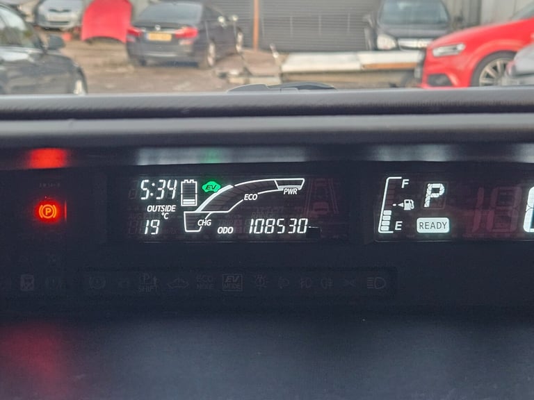 2016 Toyota Aqua 1.5 VVT-I Hybrid Petrol CVT Automatic  Hatchback Hybrid Electric Automatic