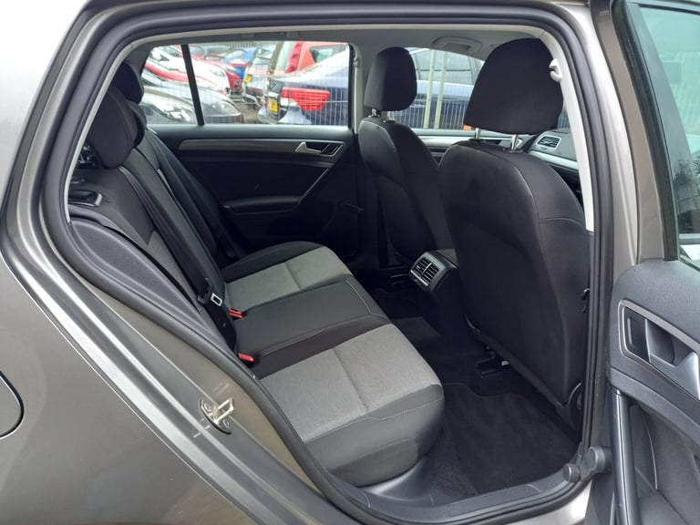 2015 Volkswagen Golf 1.6 TDI 105 S 5dr HATCHBACK Diesel Manual