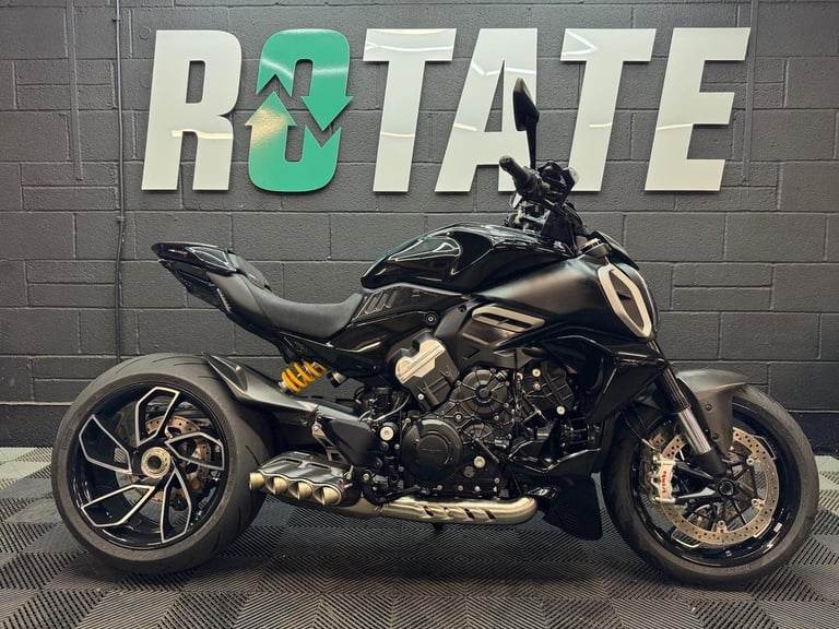 image for 2024 Ducati Diavel V4 1158 Ducati Quick Shift Euro 5