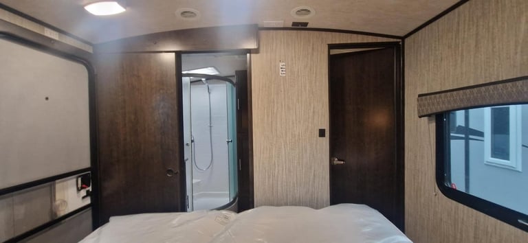 2018 Cruiser RV Fun Finder 27IK 1 Bedroom 5 Berth American Caravan 5th Wheel RV