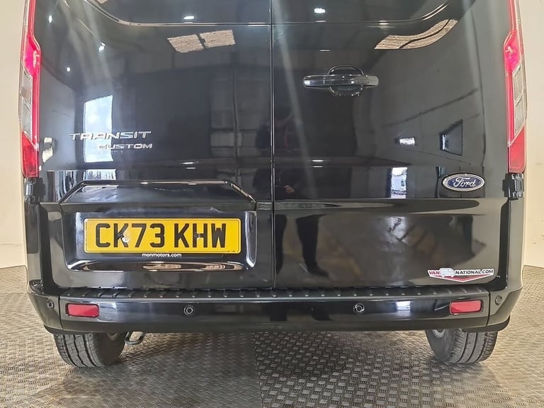 FORD TRANSIT CUSTOM 2.0 280 ECOBLUE LIMITED L1 H1 130 BHP SWB DIESEL