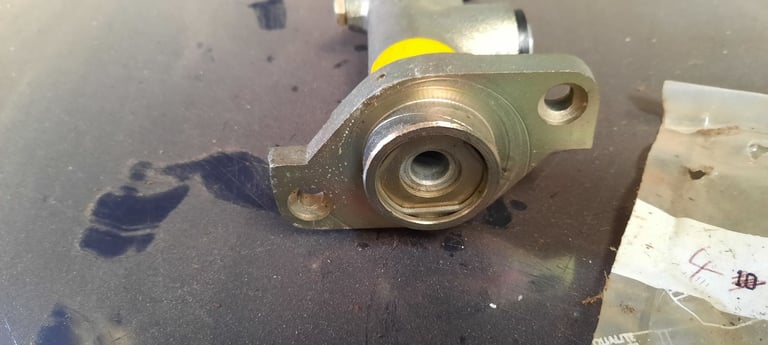 4601 50 Peugeot Brake Master Cylinder
