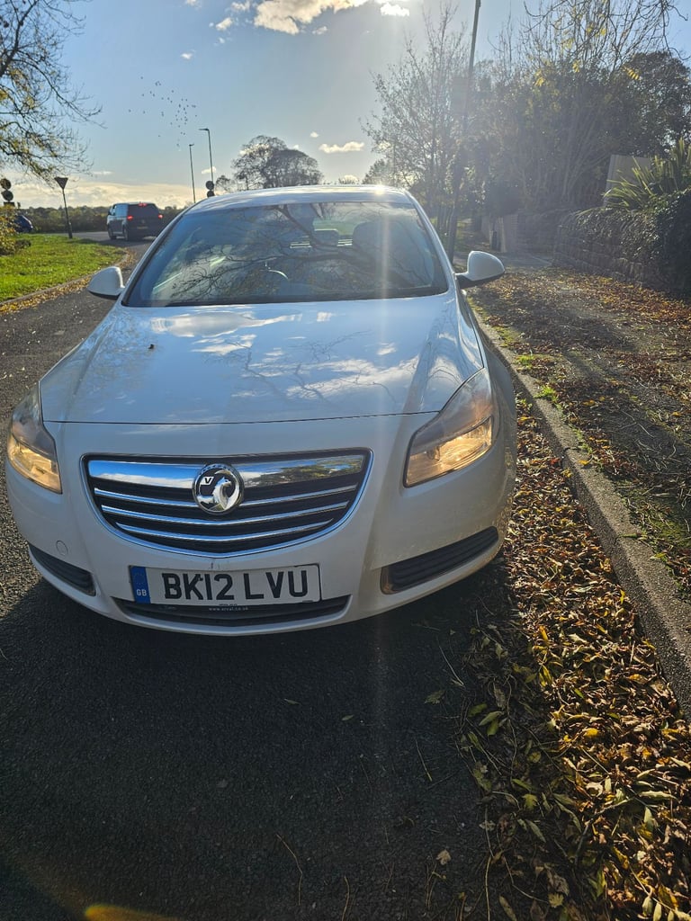 Vauxhall, INSIGNIA, Hatchback, 2012, Manual, 1956 (cc), 5 doors