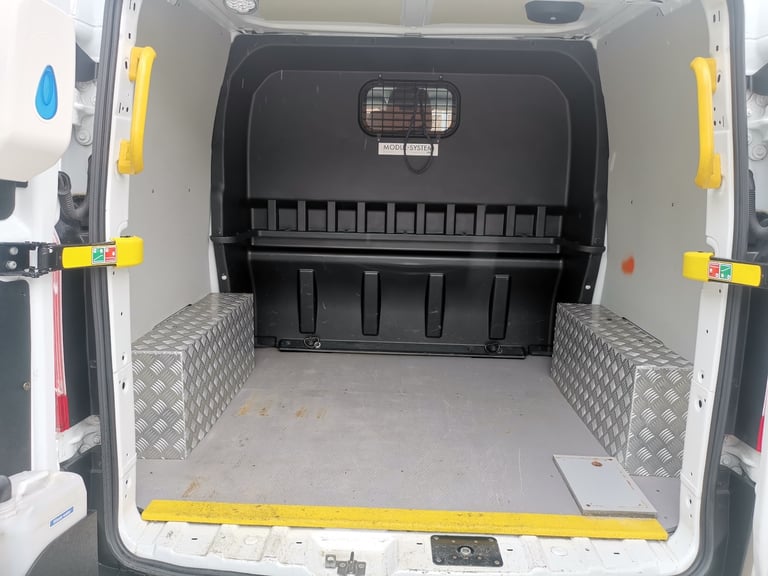 2018 Ford Transit Custom 2.0 TDCi 105ps Low Roof D/Cab Van PANEL VAN Diesel Manual