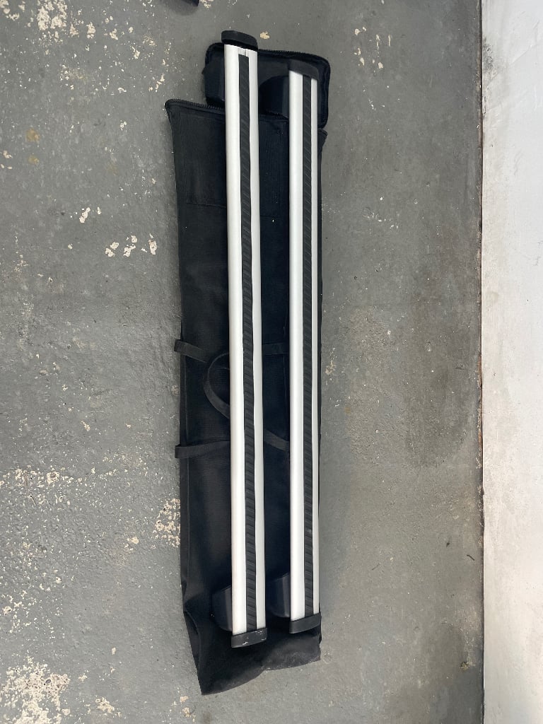 image for Genuine Audi Q5 (8R) Roof Bars 