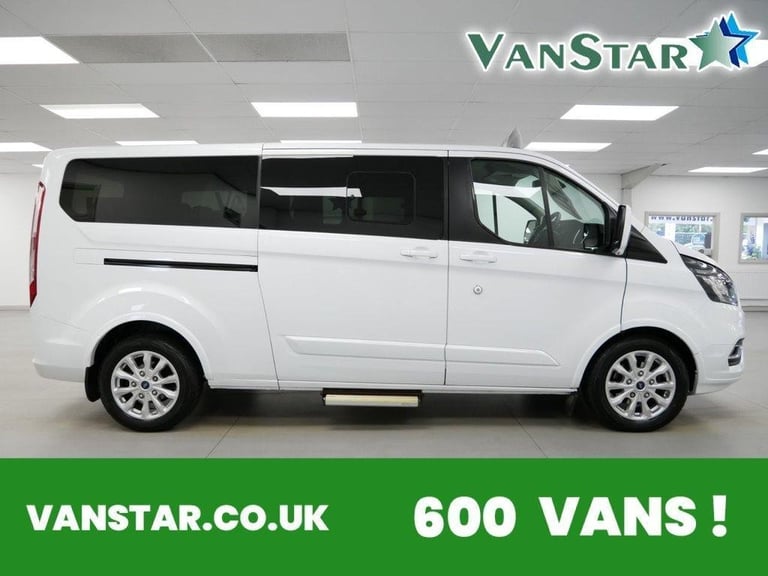 72 TOURNEO CUSTOM 320 2.0 EBL 130 BHP LONG TITANIUM AUTOMATIC 9 SEAT ( NO VAT )