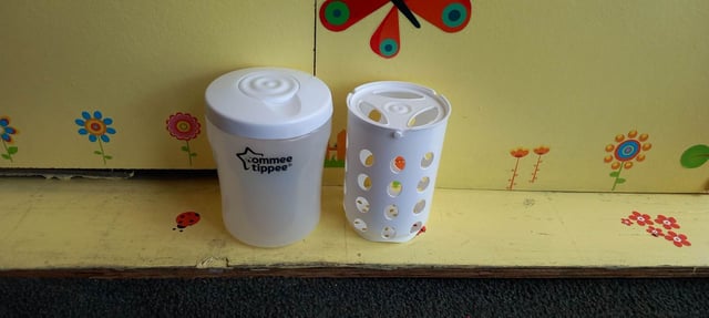 Tommee Tippee closer to nature in travel steriliser in