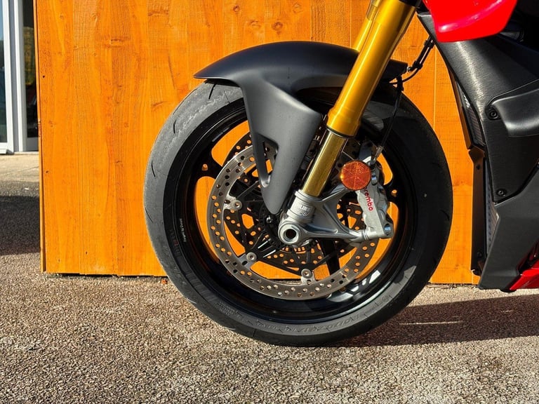 DUCATI STREETFIGHTER V4 S