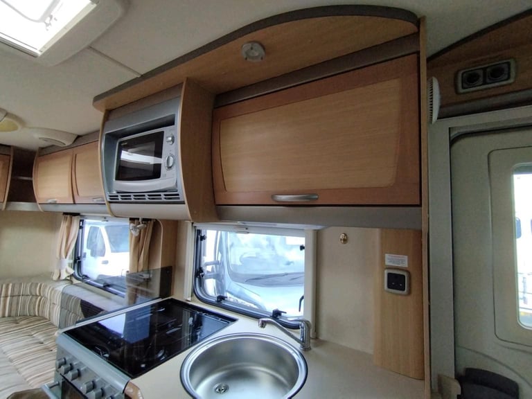 Bessacarr E460 2 berth  DIESEL MANUAL 2007/57