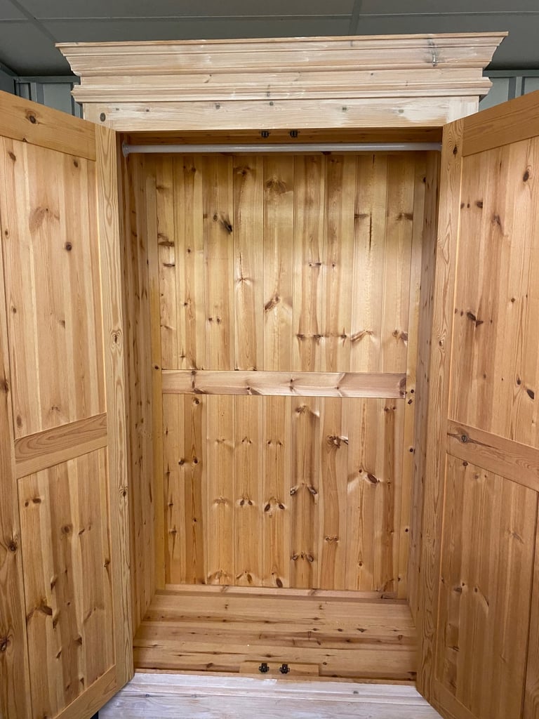 Pine whitewashed double wardrobe