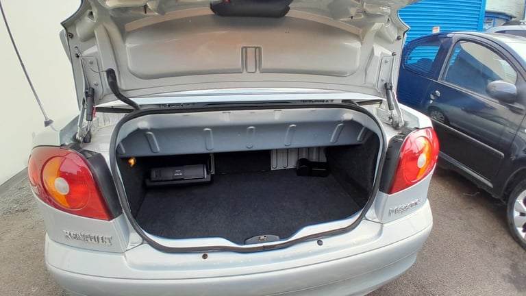 2002 Renault Megane 1.6 16V Dynamique + 2dr COUPE Petrol Manual