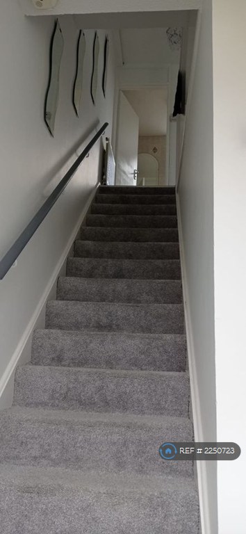 3 bedroom house in St. Leonards Walk, Coventry, CV8 (3 bed) (#2250723)