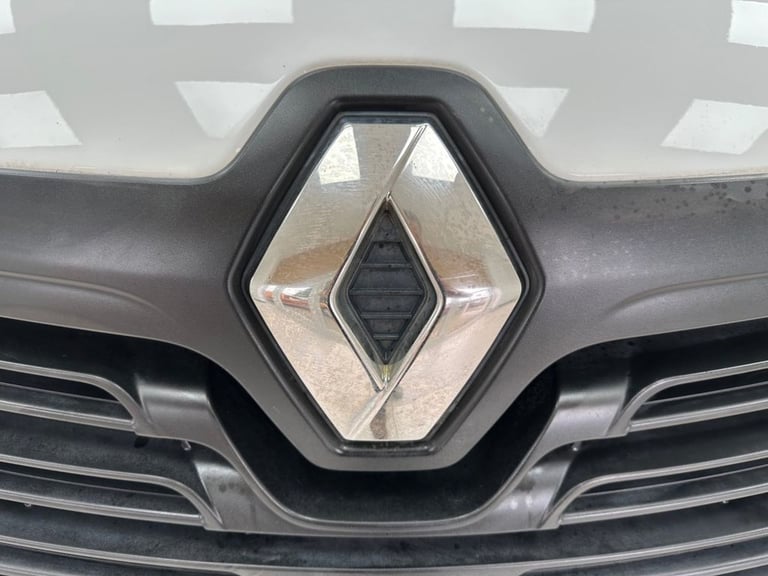 2015 Renault Trafic 1.6 dCi 27 Business camper conversion, 6 seats 5dr Diesel Manual SWB Standa C...