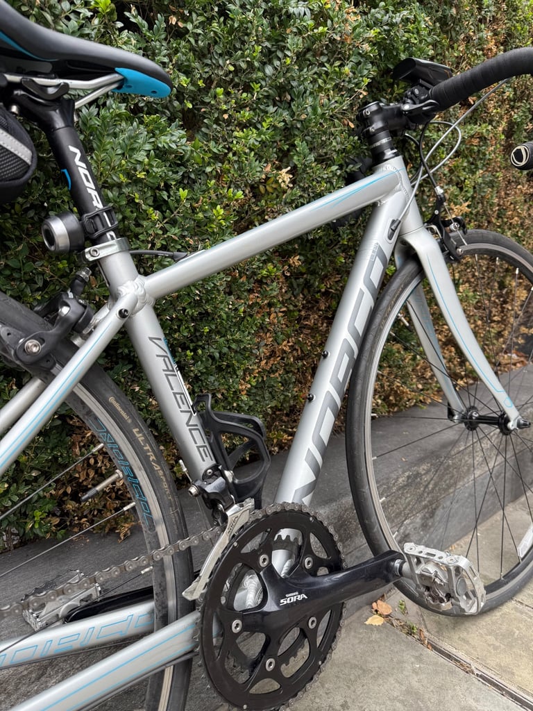 Road bike NORCO Valence 46cm bicycle NOT Cannondale Bianchi Specialized TREK Giant