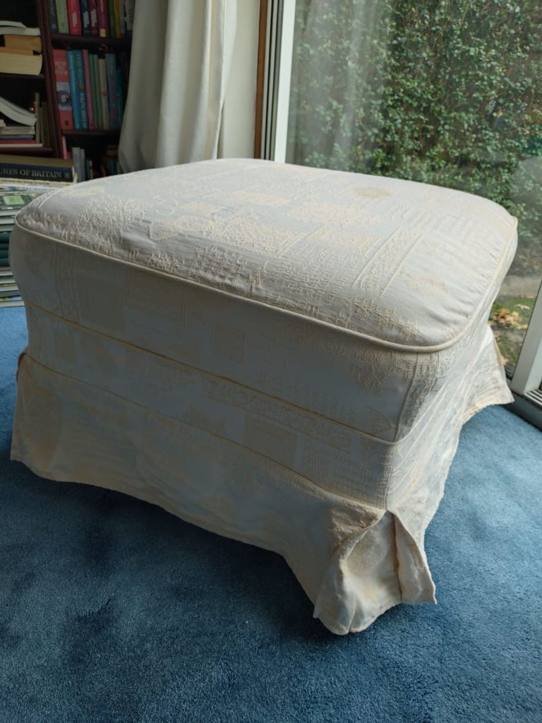 Ottoman/Foot Stool