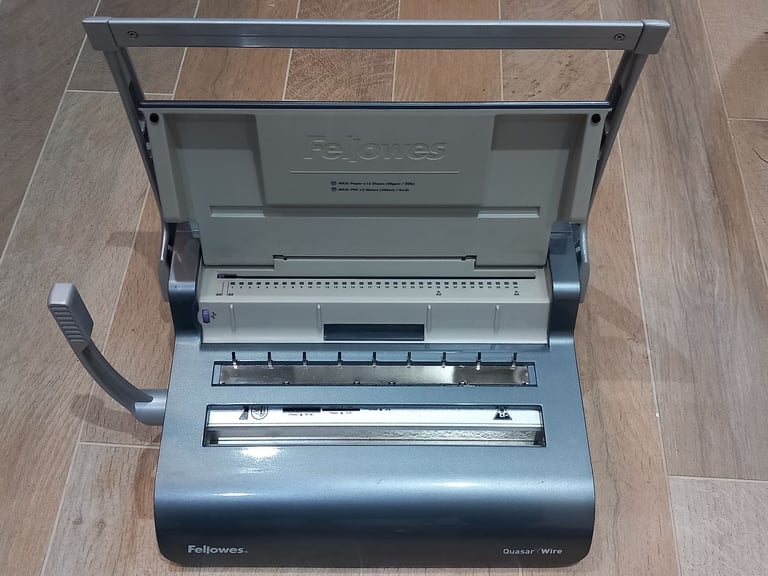 Wire-Binding Machine