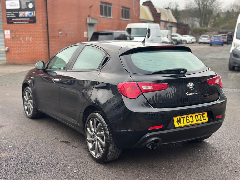 2014 Alfa Romeo Giulietta 1.6 JTDM-2 Collezione 5dr HATCHBACK DIESEL Manual