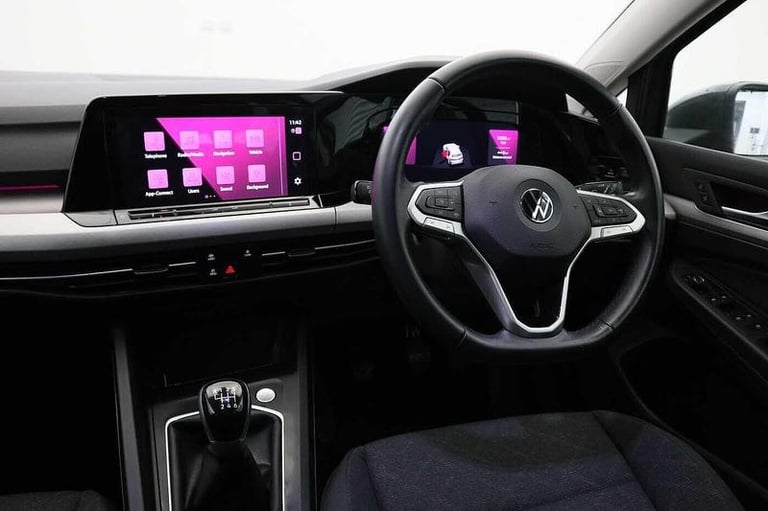 2022 Volkswagen Golf Life 1.5 TSI 150PS 6-speed Manual 5 Door Manual Hatchback Petrol Manual