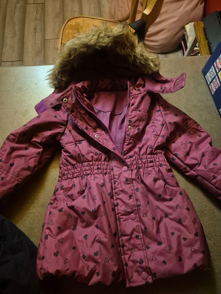 Girls coats and 2 puddle suits ages 7-10