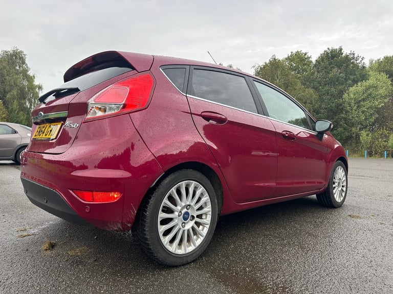 2015 Ford Fiesta 1.0T EcoBoost Titanium Euro 5 (s/s) 5dr HATCHBACK Petrol Manual