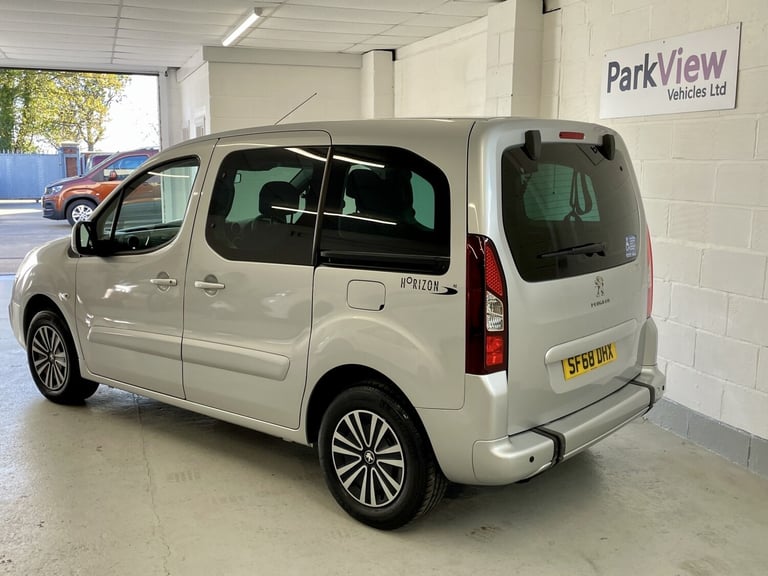 PEUGEOT PARTNER TEPEE 1.6 BlueHDi Allure WAV wheelchair accessible vehicle 2018