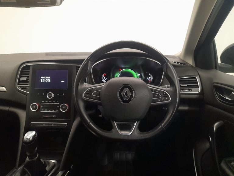 2017 Renault Megane 1.6 dCi Dynamique Nav Hatchback 5dr Diesel Manual Euro 6 (s/s) (130 ps) ++ HA...