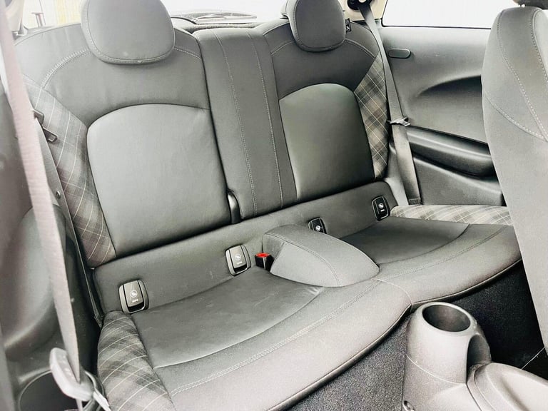 2018 MINI Hatch 1.5 Cooper D Euro 6 (s/s) 3dr HATCHBACK Diesel Manual