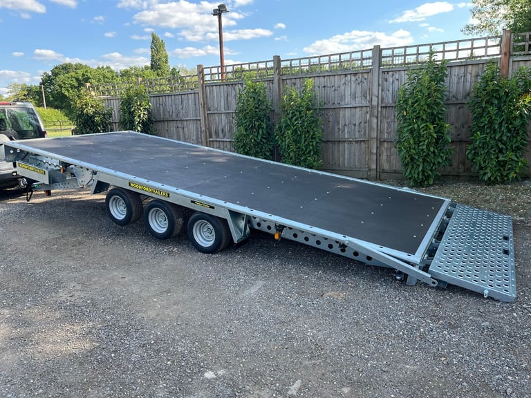 New Woodford Flatbed 18' x 7'3 (5.5 x 2.22m) Tilt Car Trailer Transporter 3500KG