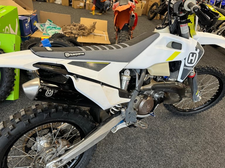 Husqvarna TE250 2020 [Email address removed. Click Email button to contact us.] SX250 - DIRT Whee...