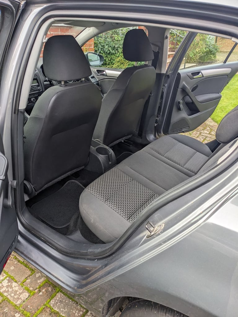 Volkswagen, GOLF, Hatchback, 2010, Manual, 1598 (cc), 5 doors