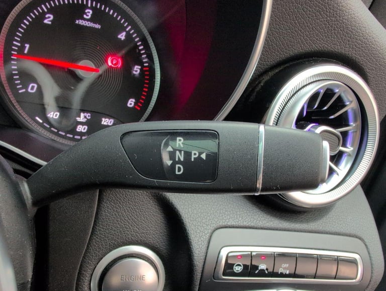 2016 Mercedes-Benz GLC 2.1 GLC250d AMG Line (Premium Plus) SUV 5dr Diesel G-Tronic 4MATIC Euro 6 ...