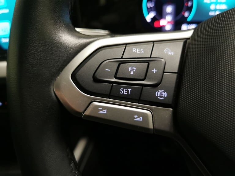 2023 Volkswagen Golf 1.5 eTSI MHEV Life Hatchback 5dr Petrol Hybrid DSG Euro 6 (s/s) (150 ps) -  ...