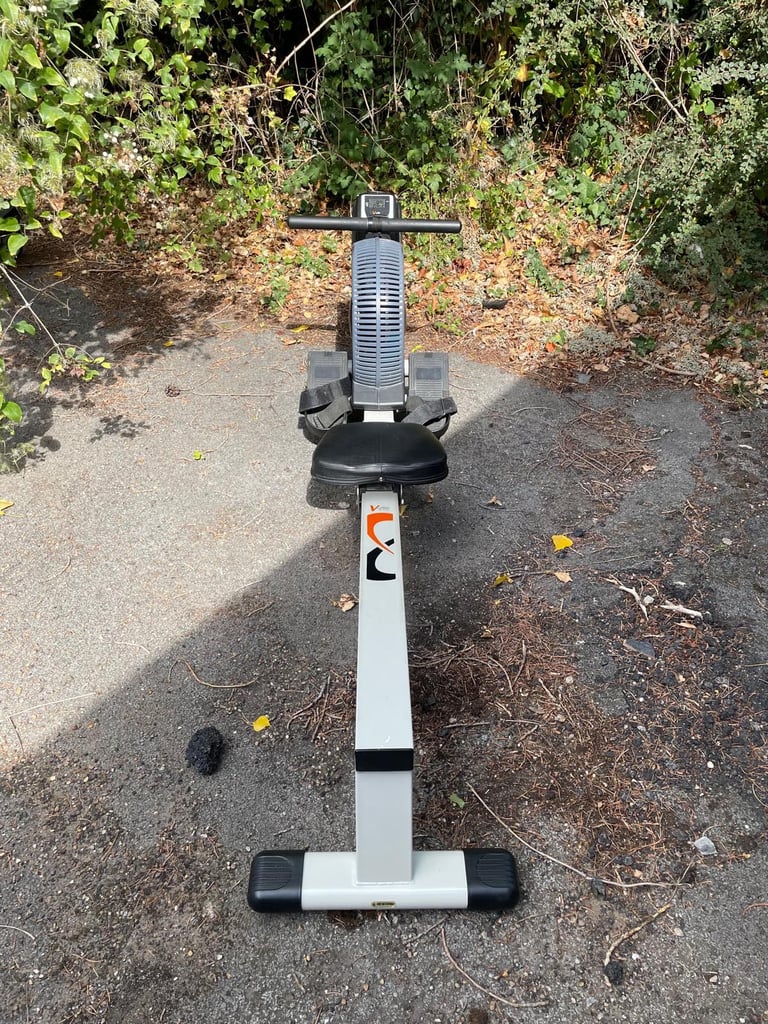 image for V-FIT CYCLONE AIR ROWER ROWING MACHINE