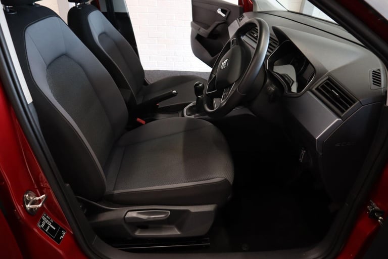 2017 SEAT Arona 1.0 TSI SE Technology First Edition Euro 6 (s/s) 5dr HATCHBACK Petrol Manual