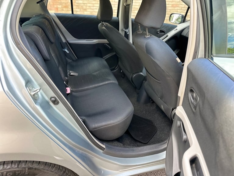 2008 Toyota Yaris 1.0 VVT-i TR 5dr HATCHBACK Petrol Manual