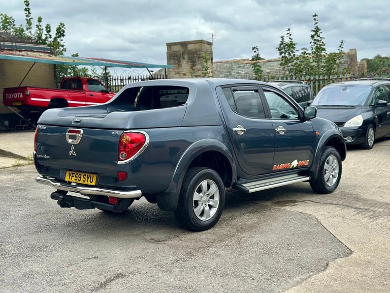 2010 Mitsubishi L200 Double Cab DI-D Raging Bull 4WD 134Bhp PICK UP Diesel Manual