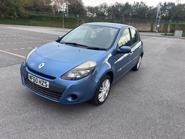 2011 Renault Clio 1.6 VVT Initiale TomTom Auto Euro 5 5dr HATCHBACK Petrol Automatic