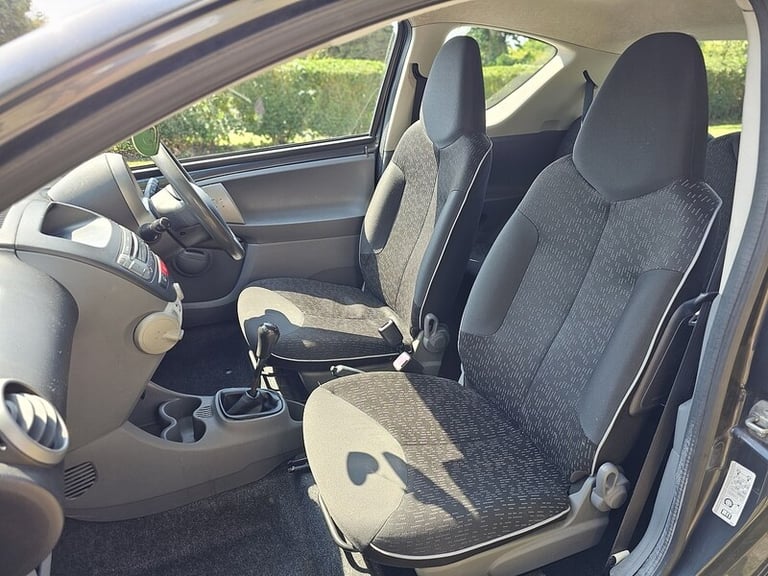 2009 Peugeot 107 1.0 Urban 3dr HATCHBACK PETROL Manual