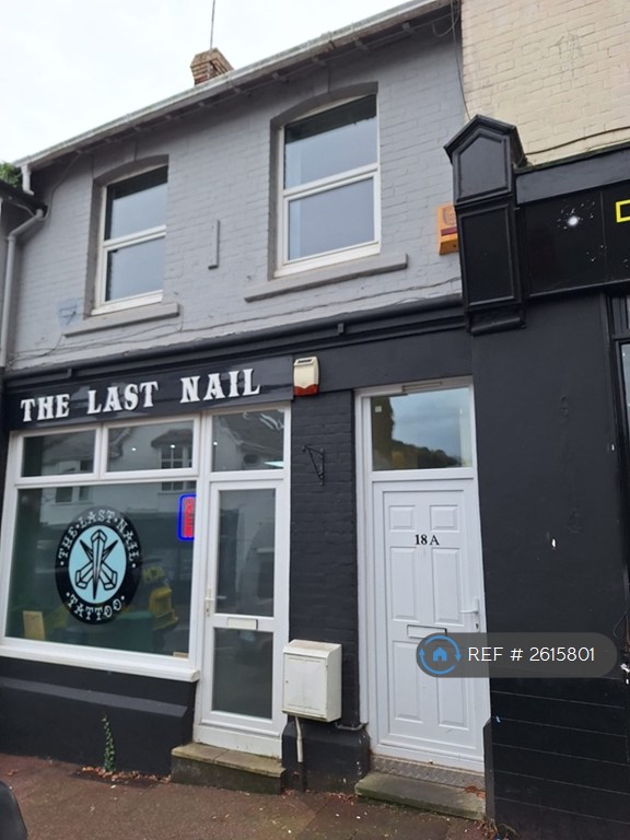 2 bedroom flat in Old Mill Road, Torquay, TQ2 (2 bed) (#2615801)