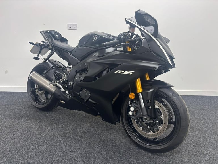 image for YAMAHA R6 ** READY TO GO - LOW MILEAGE - FULL YAMAHA HISTORY **