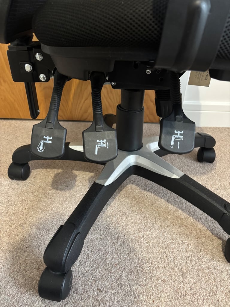 Ergonomic office chair