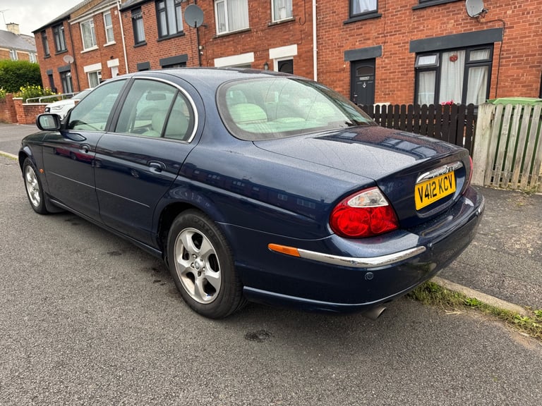 Jaguar S-Type 4.0 v8