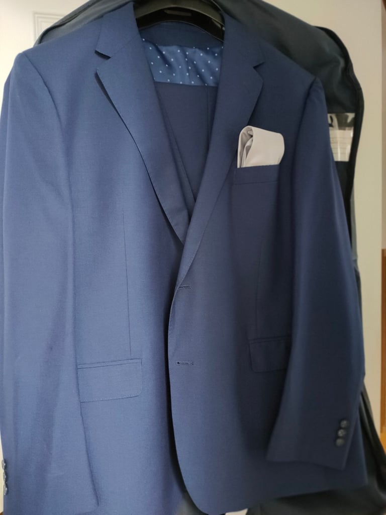 image for Great quality man's suit  