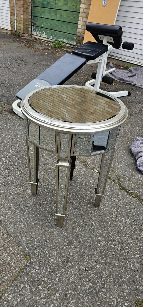 Venetian Bedsite mirror table