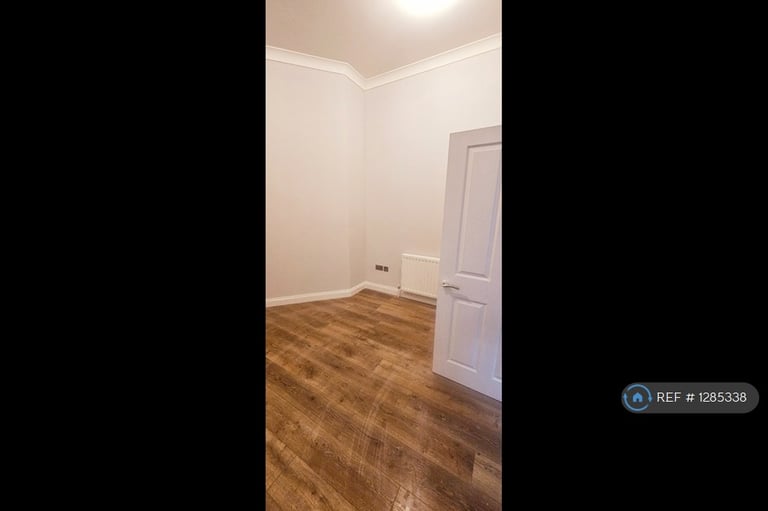 1 bedroom flat in Pleasant Row, Gillingham, ME7 (1 bed) (#1285338)