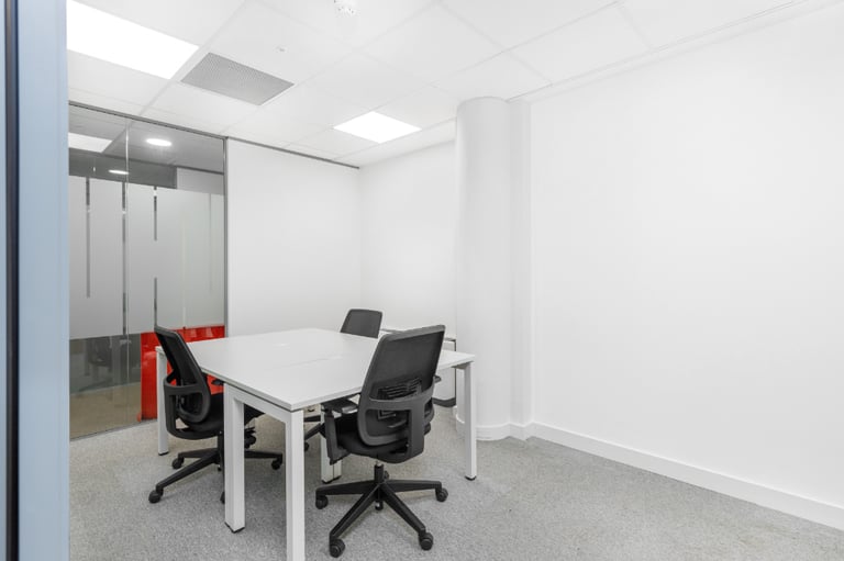 London - BR1 1LU, 24 Work station open plan office to rent at Regus Bromley South