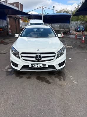 Mercedes-Benz, GLA, Estate, 2017, Semi-Auto, 2143 (cc), 5 doors