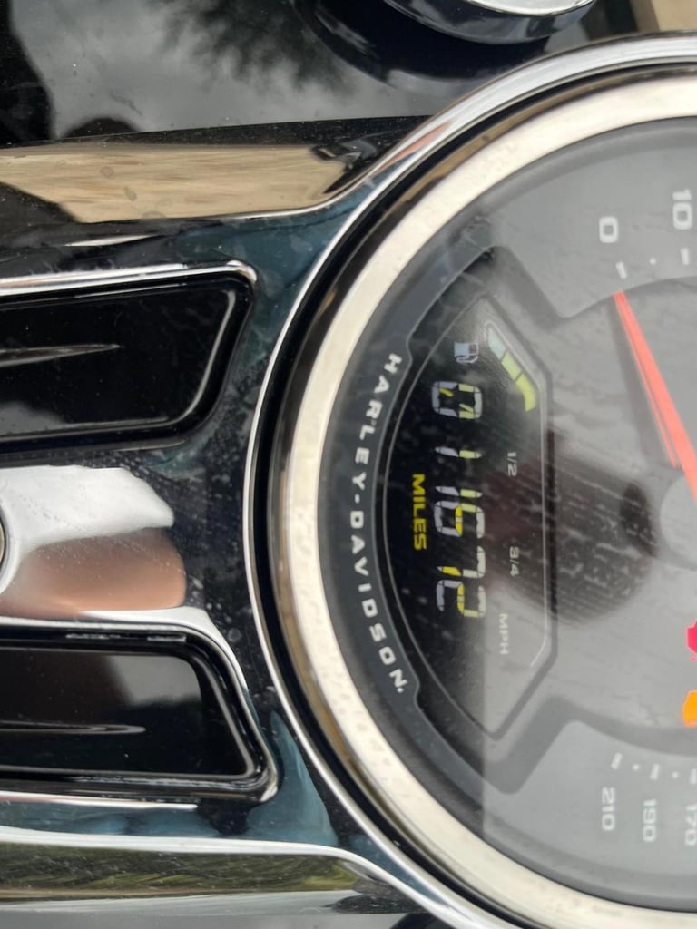 2021 21 HARLEY DAVIDSON FLFBS FATBOY [Phone number removed]BLACK11k MILESCUSTOM CRUISER