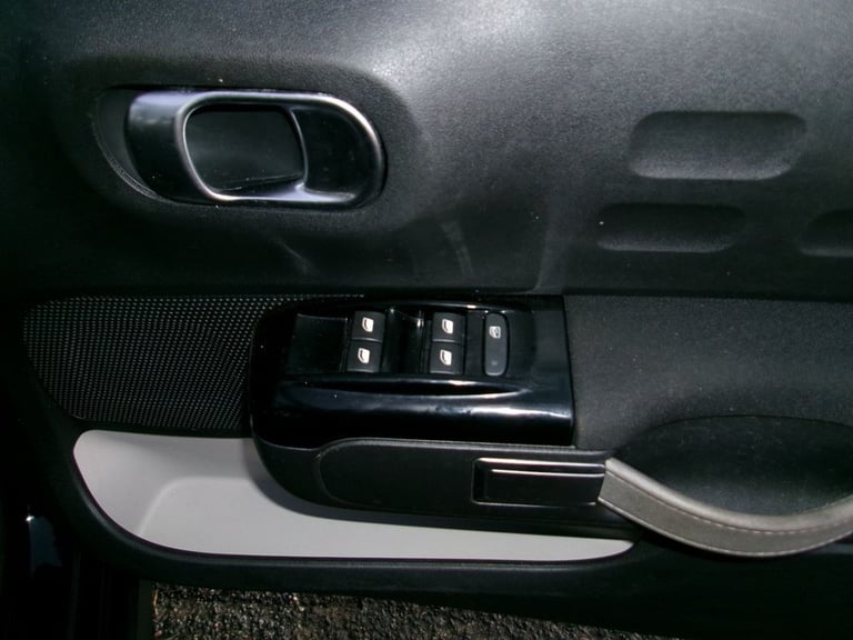 2024 Citroen C3 0.0L Hatchback Diesel Manual