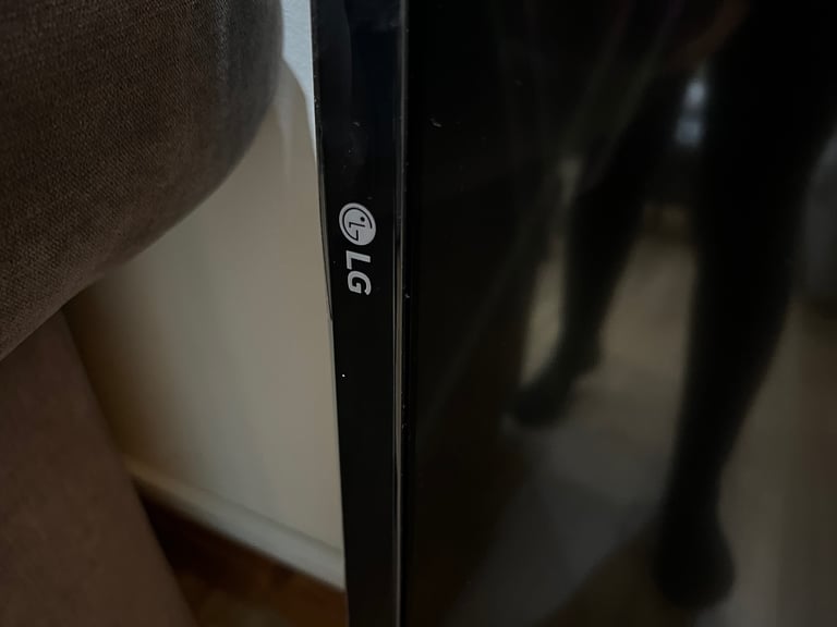 49 inch LG Smart TV 